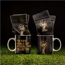 Paladone FIFA (Black and Gold) Mug and Socks Set (PP10275FI)