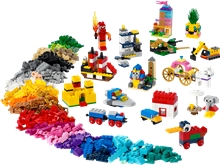 LEGO® Classic 11021: 90 Years of Play